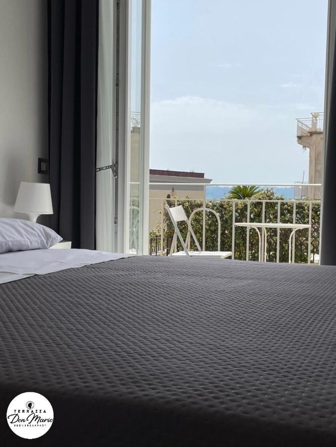 Terrazza Don Mario Bed&Breakfast Pozzuoli Exterior photo