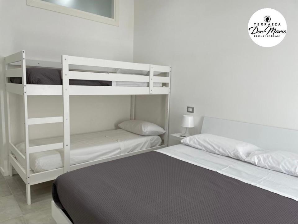 Terrazza Don Mario Bed&Breakfast Pozzuoli Exterior photo